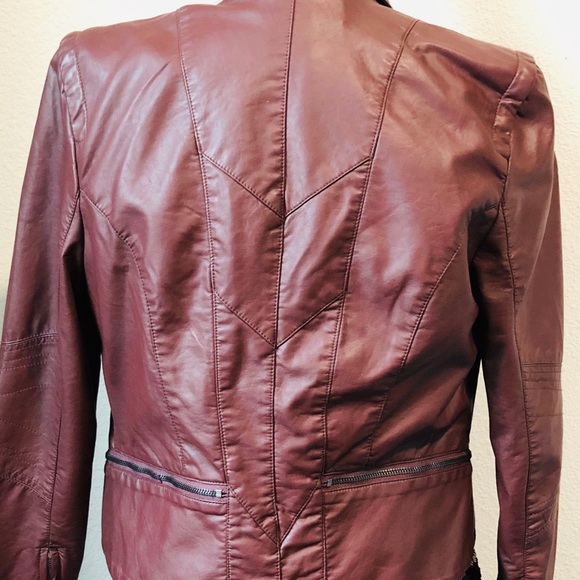 Jacket - Picture 3 of 5